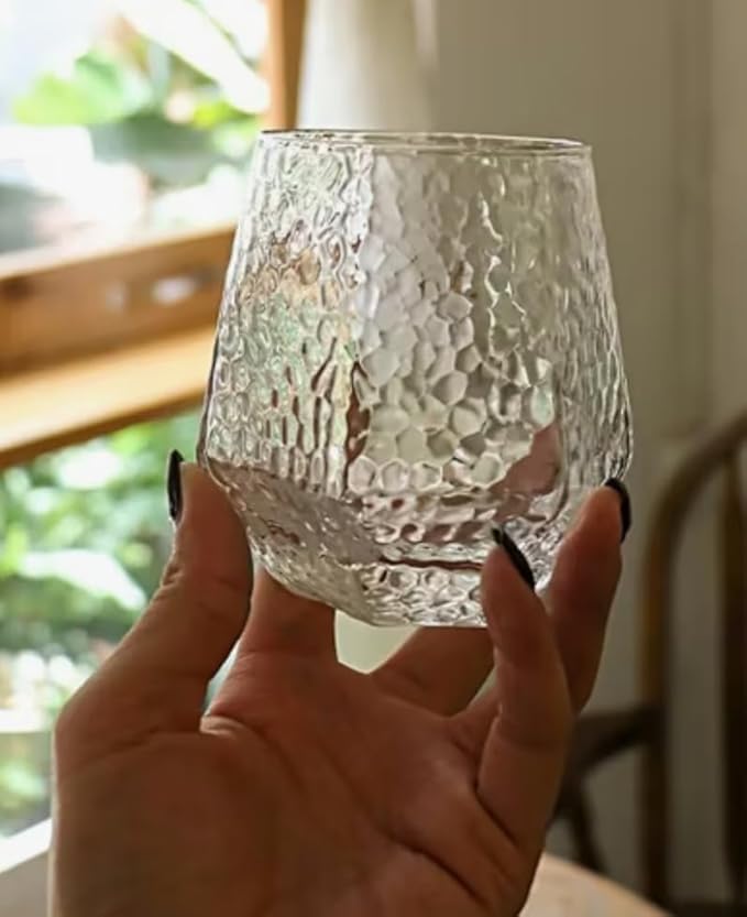 Oojami 40 count Diamond Unbreakable Stemless Plastic Wine Champagne Whiskey Glasses Elegant Durable Disposable Indoor Outdoor Ideal for Home, Office, Bars, Wedding, 12 Ounce Cups (Hammered Clear)