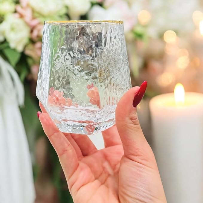 Oojami 40 count Diamond Unbreakable Stemless Plastic Wine Champagne Whiskey Glasses Elegant Durable Disposable Indoor Outdoor Ideal for Home, Office, Bars, Wedding, 12 Ounce Cups (Hammered Gold Rim)