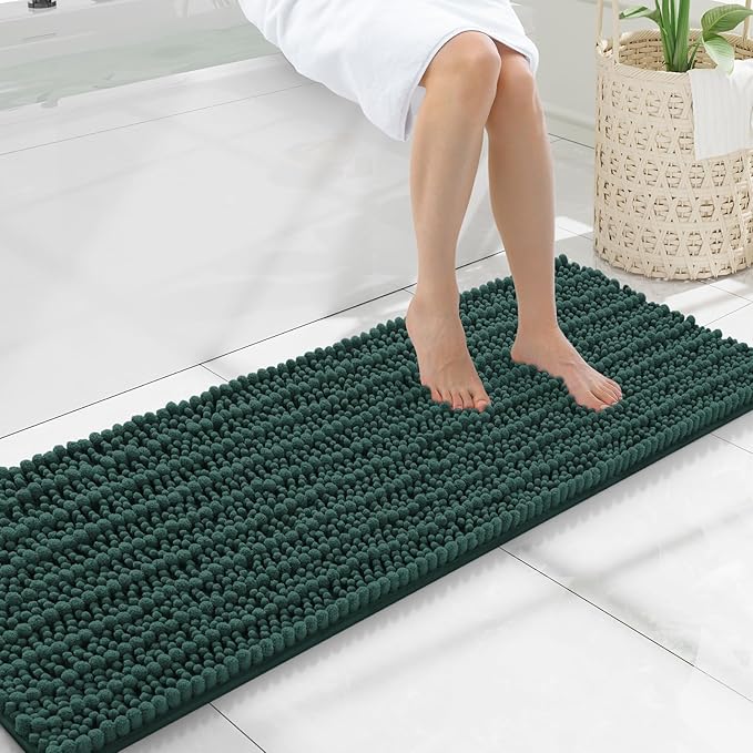 Smiry Bathroom Rugs Mat 47x17, Extra Soft Absorbent Chenille Bath Rugs, Non Slip Rubber Backing Machine Washable Quick Dry Bath Mats for Bathroom Floor, Tub, Shower, Home Decor Accessories, Green