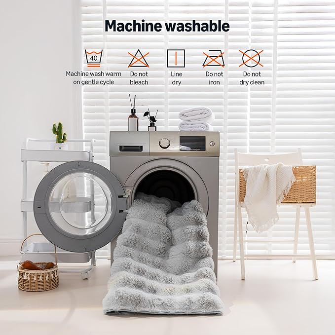 Amazon Basics Indoor Area Rug, 3D Bubble Washable Home Decor Carpet for Living Room, Bedroom, 4' W × 6' L, Grey