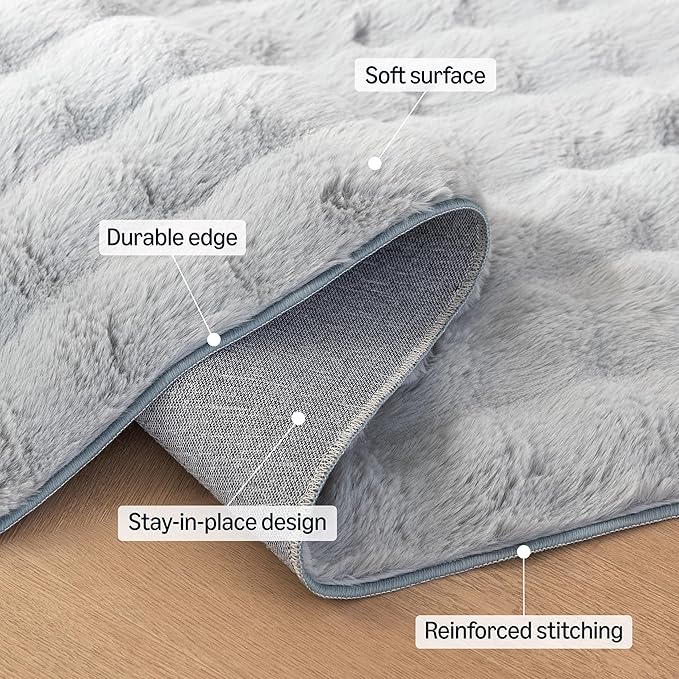 Amazon Basics Indoor Area Rug, 3D Bubble Washable Home Decor Carpet for Living Room, Bedroom, 4' W × 6' L, Grey